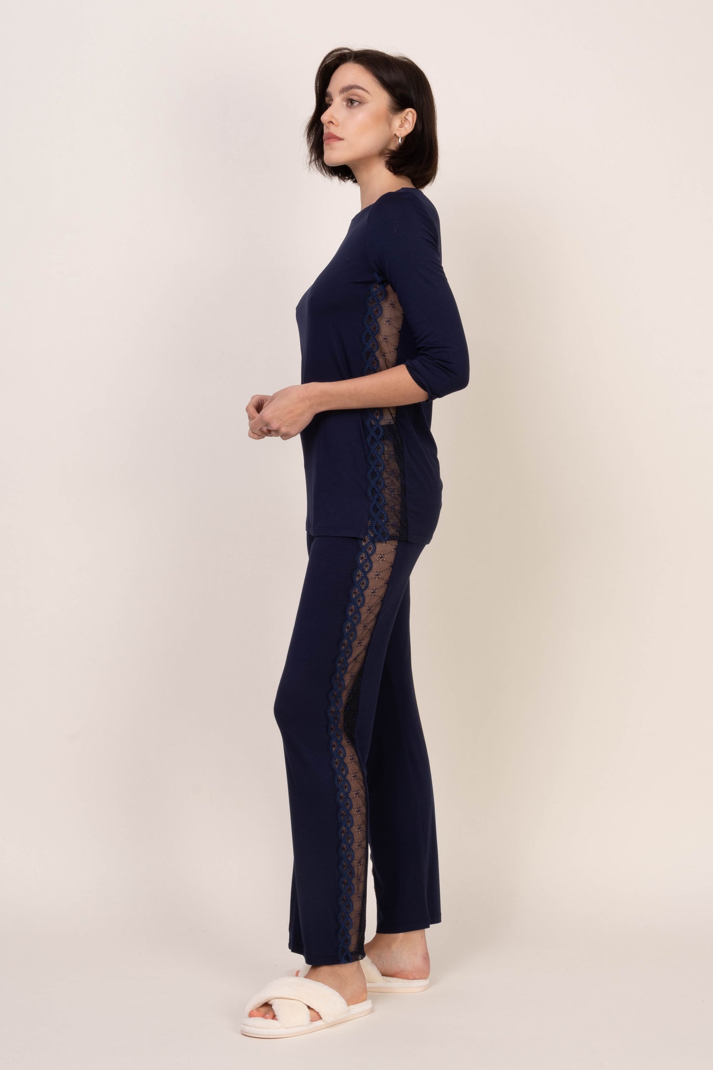 GOSSAMER LACE LOUNGEWEAR