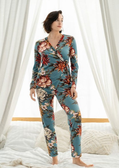 FLORAL IN BLOOM LONG PYJAMAS